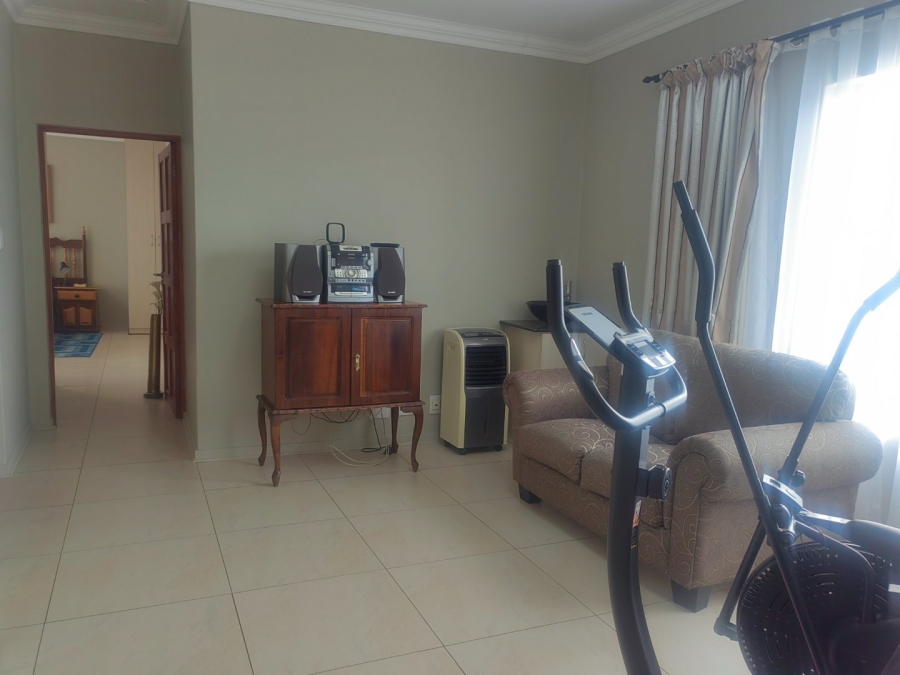 4 Bedroom Property for Sale in Rhodesdene Northern Cape
